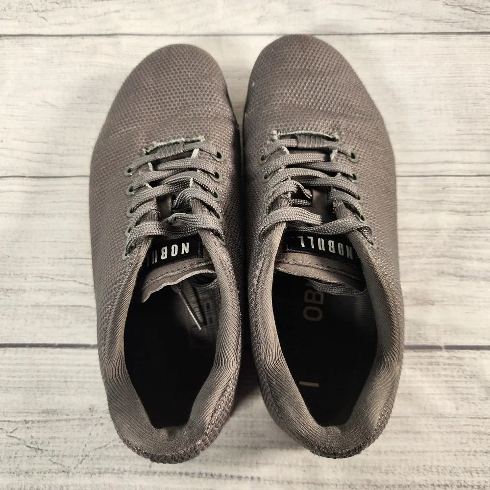 NOBULL SuperFabric Trainer Grey Gum Sole Womens 8.5 Mens 7 Cross Training Shoes